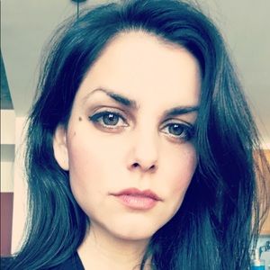 Meet your Posher, Suzanne